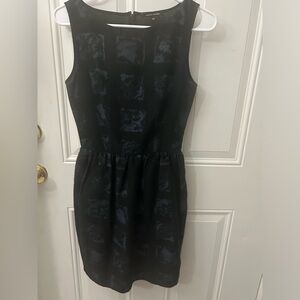 Monika Chiang sleeveless dress size 2 color black and blue